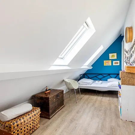 Guestready - Urban Retreat With Sunny Terrace Appartamento Parigi